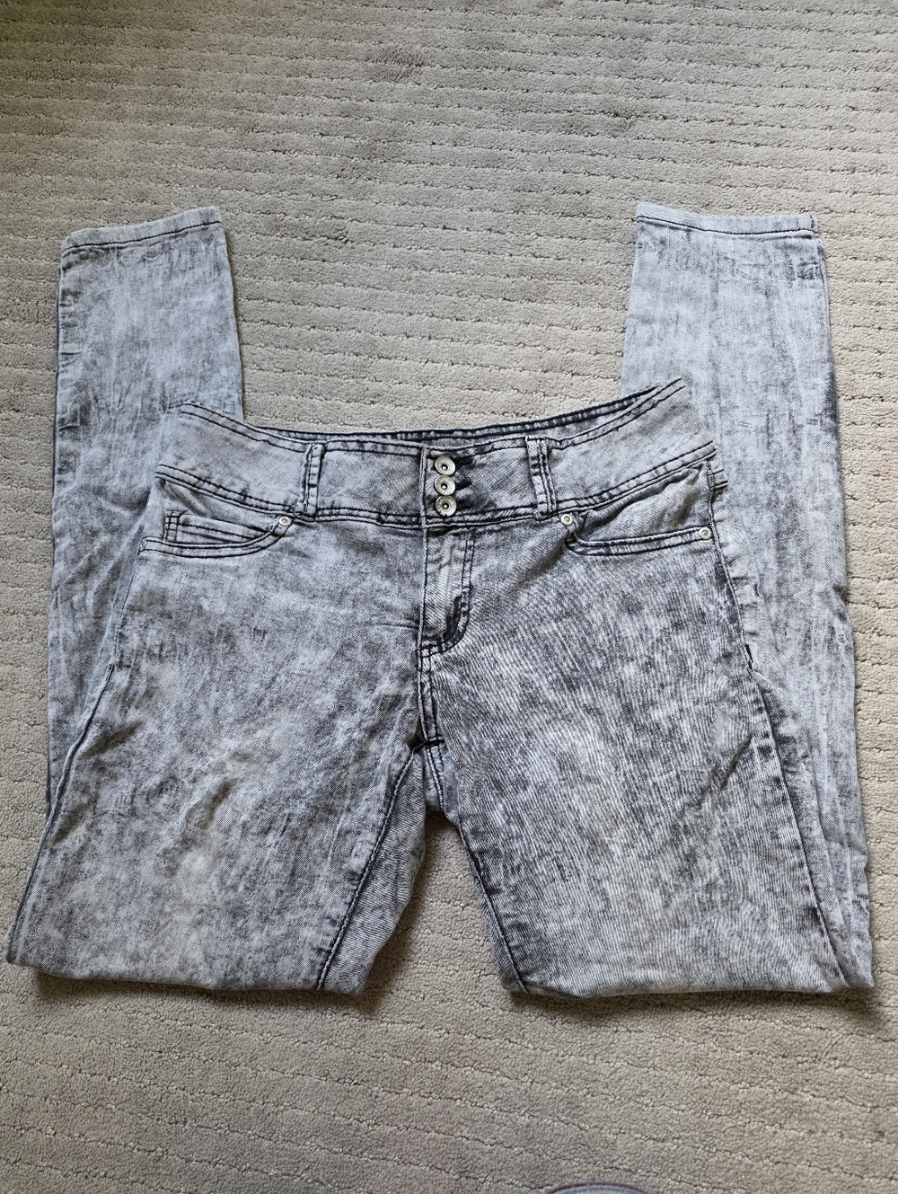 Lovesick Vintage Y2k Gray Acid Wash Skinny Jeans with Triple Button Waist